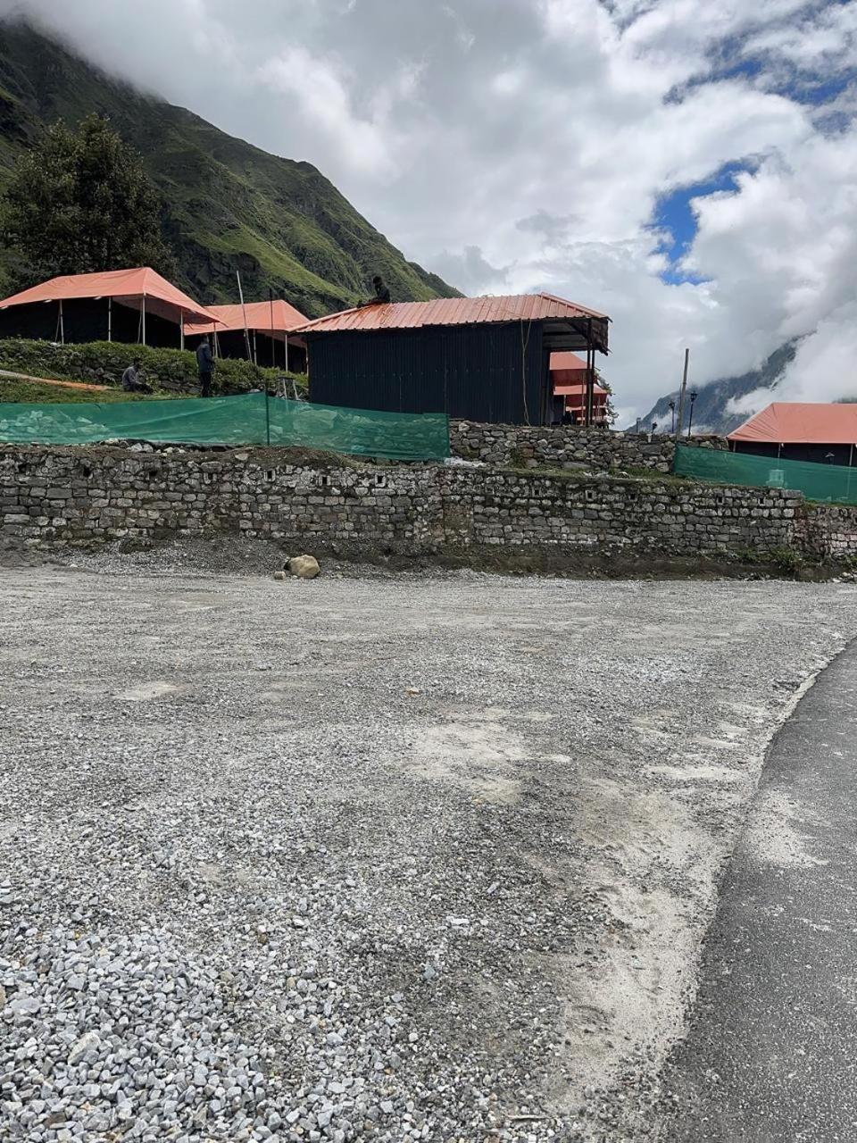 Buddy Hikers Stay Badrinath Exterior foto